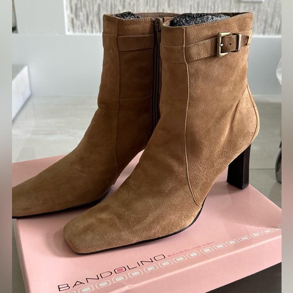 Bandolino Suede Boots
